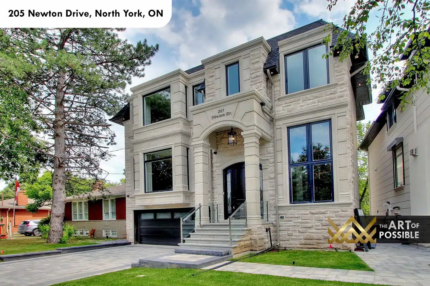 205 Newton Dr, photograph 1