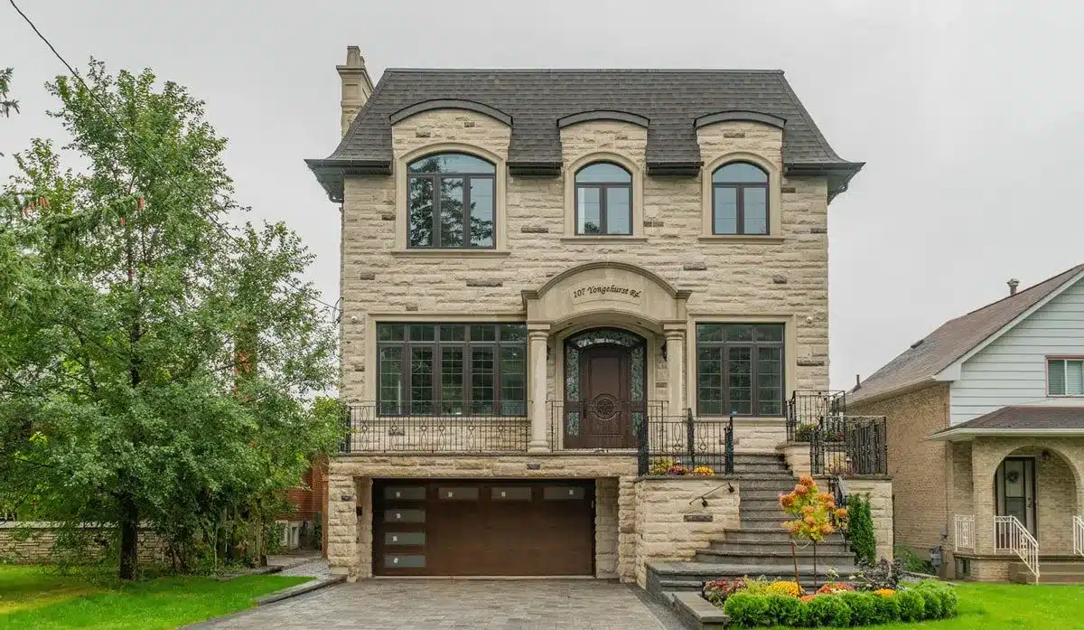 107 Yongehurst Rd, Richmond Hill: Limestone Chateau with a Leaded-Glass Skylight, Gold-Tile Ensuite and an In-Home Elevator