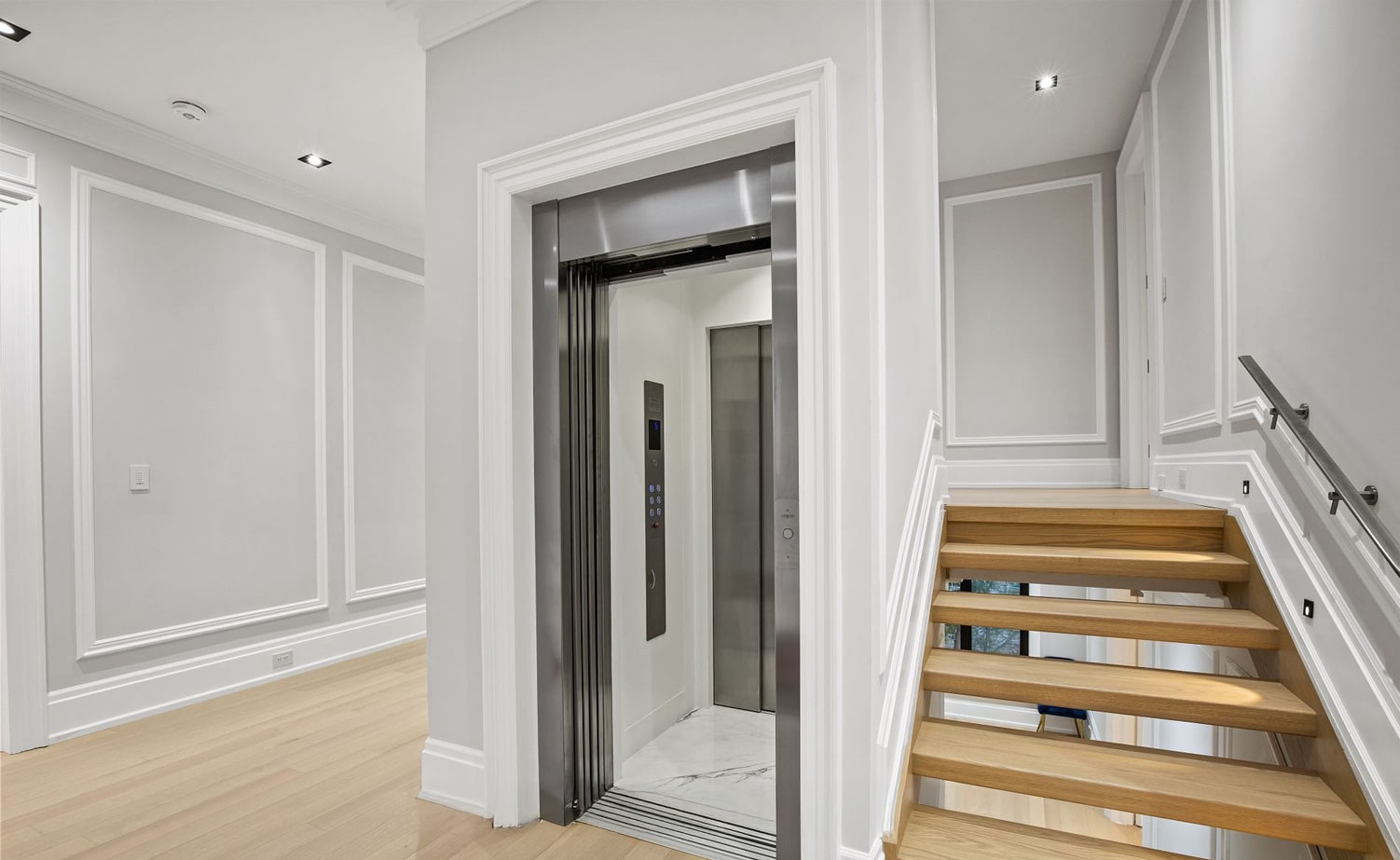 Primary suite detail - feature wall and lighting