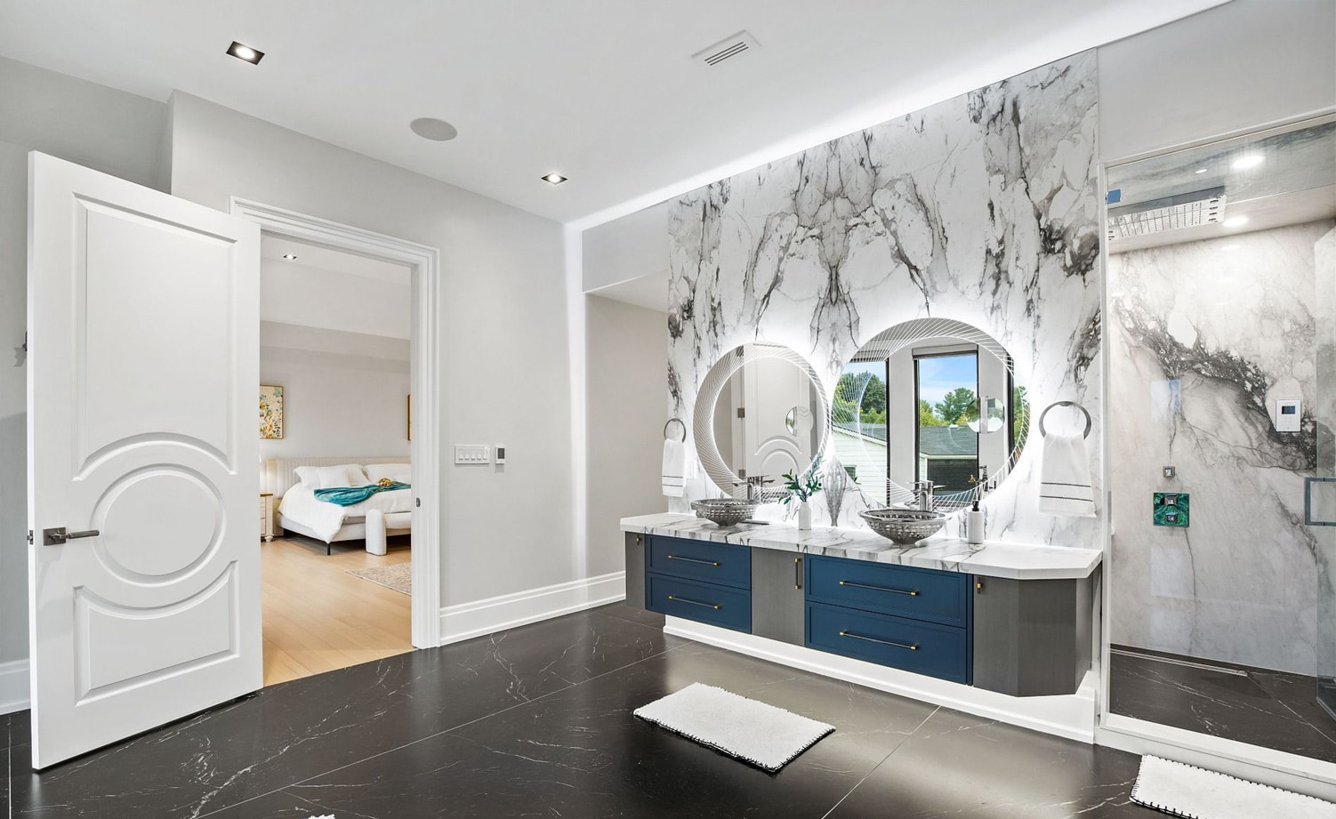 Third bedroom - bright and spacious