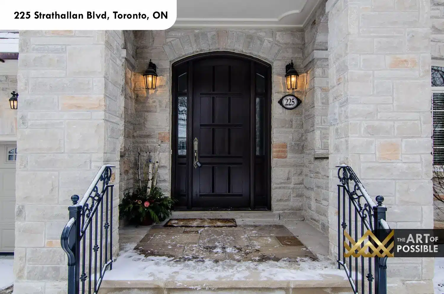 225 Strathallan Blvd, view 3